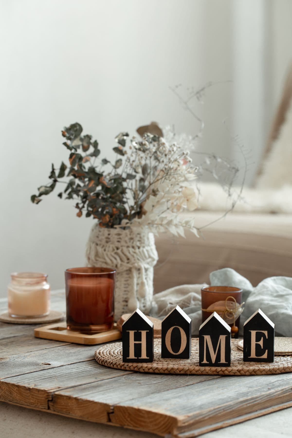Home Staging Costs: Traditional vs Virtual - What's Worth It?